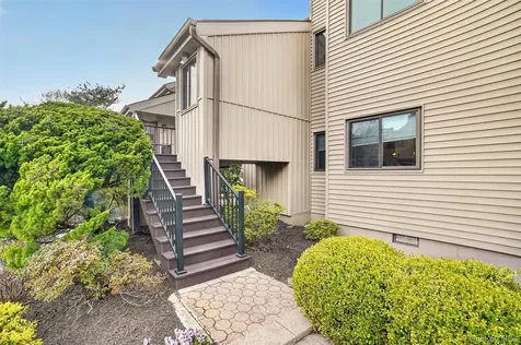 9 Nicole Circle Ossining NY 10562