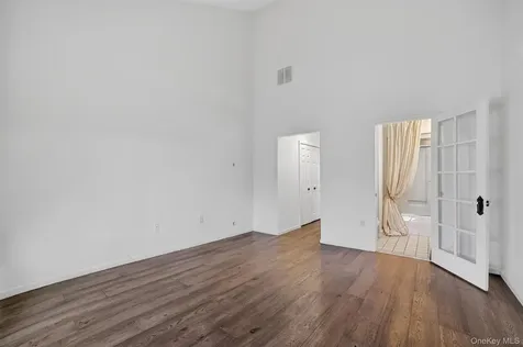 9 Nicole Circle Ossining NY 10562