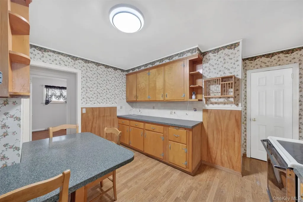 46 Stephanie Lane Poughkeepsie NY 12603