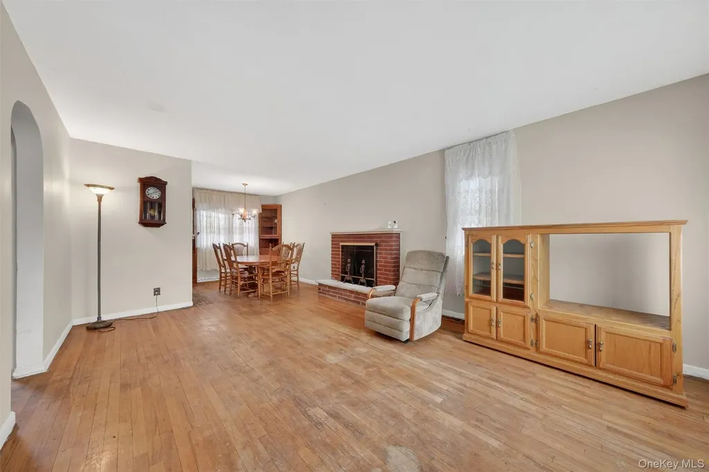 46 Stephanie Lane Poughkeepsie NY 12603