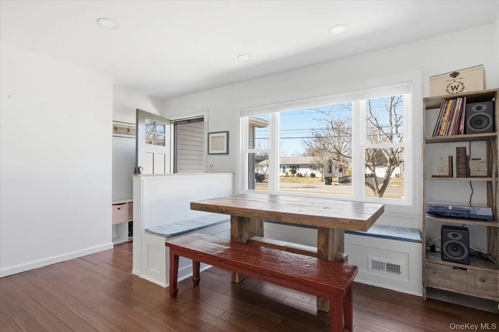 245 Norma Avenue West Islip NY 11795