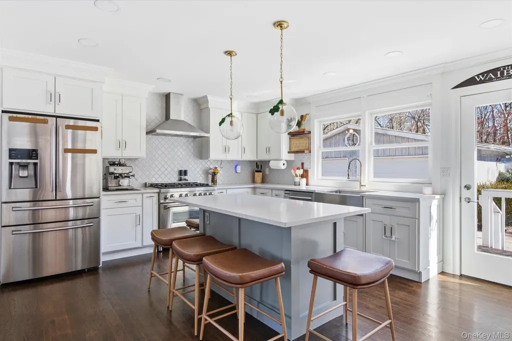 245 Norma Avenue West Islip NY 11795