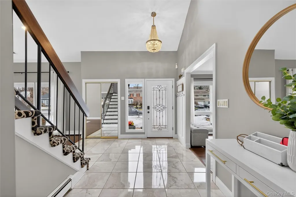 53 Timber Ridge Drive Commack NY 11725