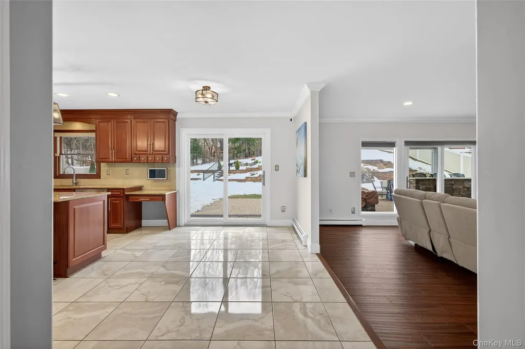 53 Timber Ridge Drive Commack NY 11725