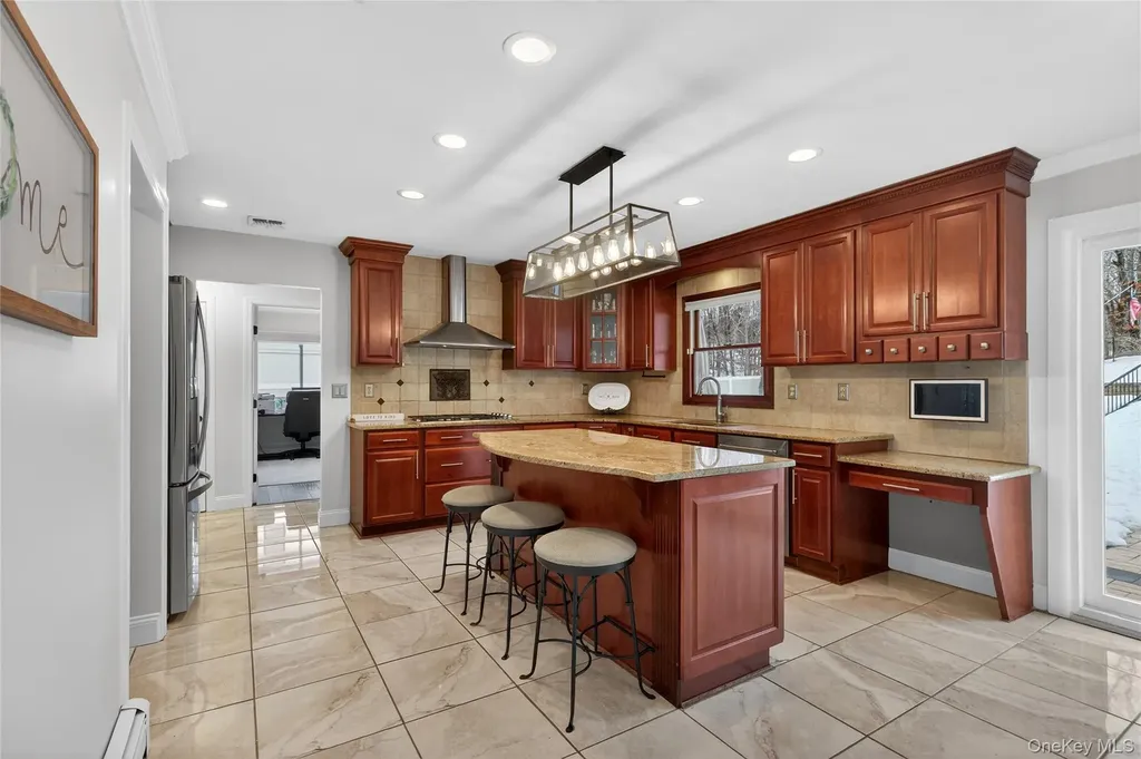 53 Timber Ridge Drive Commack NY 11725