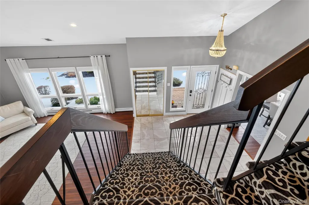 53 Timber Ridge Drive Commack NY 11725