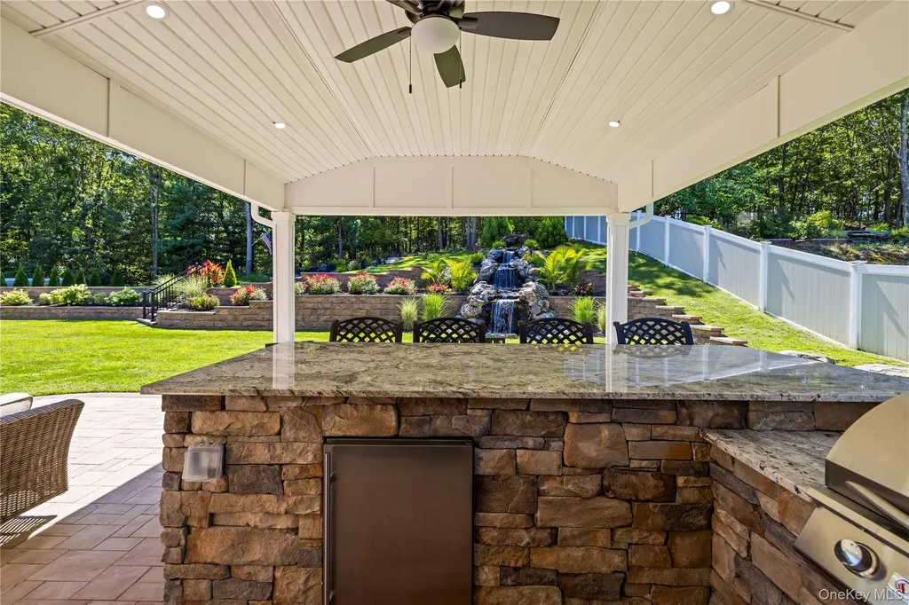 53 Timber Ridge Drive Commack NY 11725