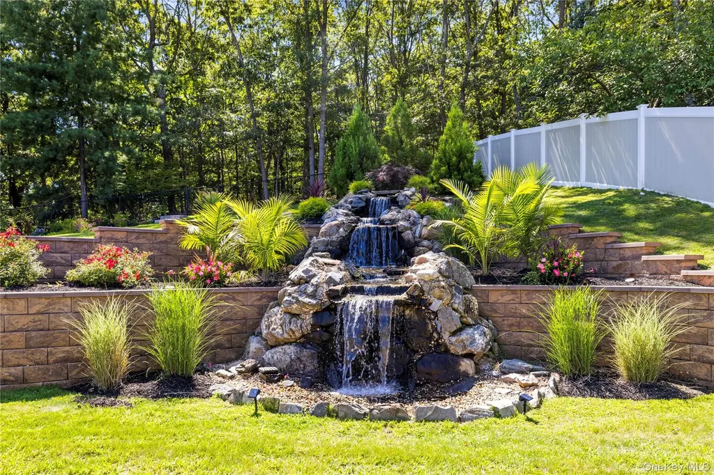 53 Timber Ridge Drive Commack NY 11725