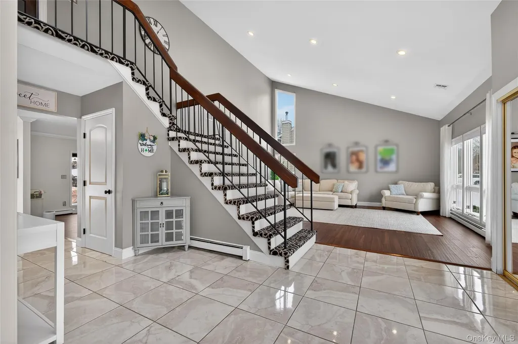 53 Timber Ridge Drive Commack NY 11725