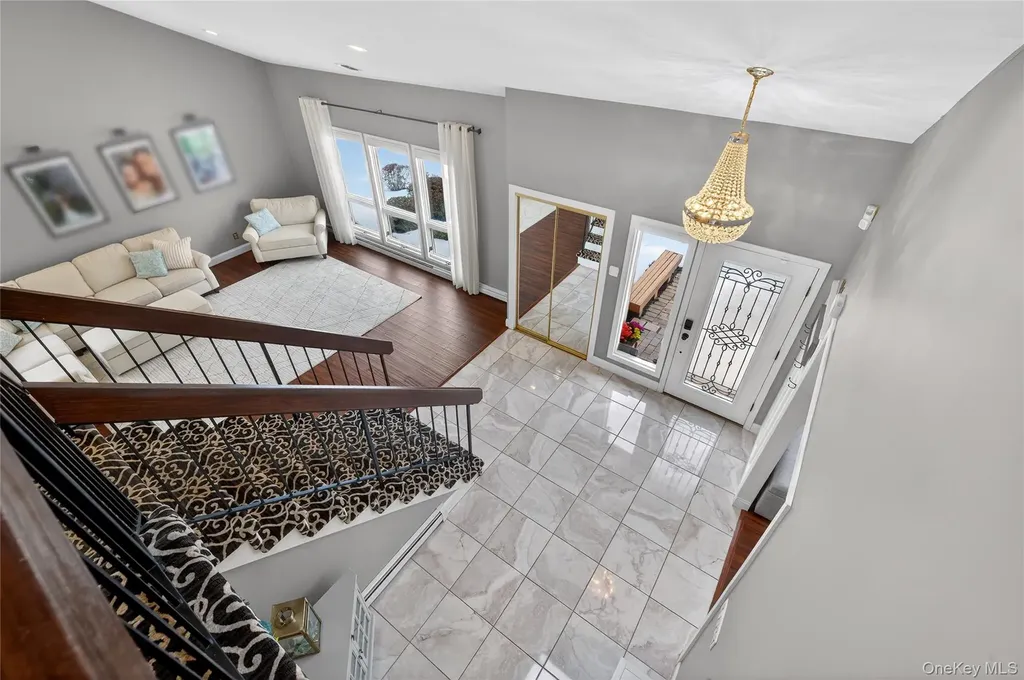 53 Timber Ridge Drive Commack NY 11725