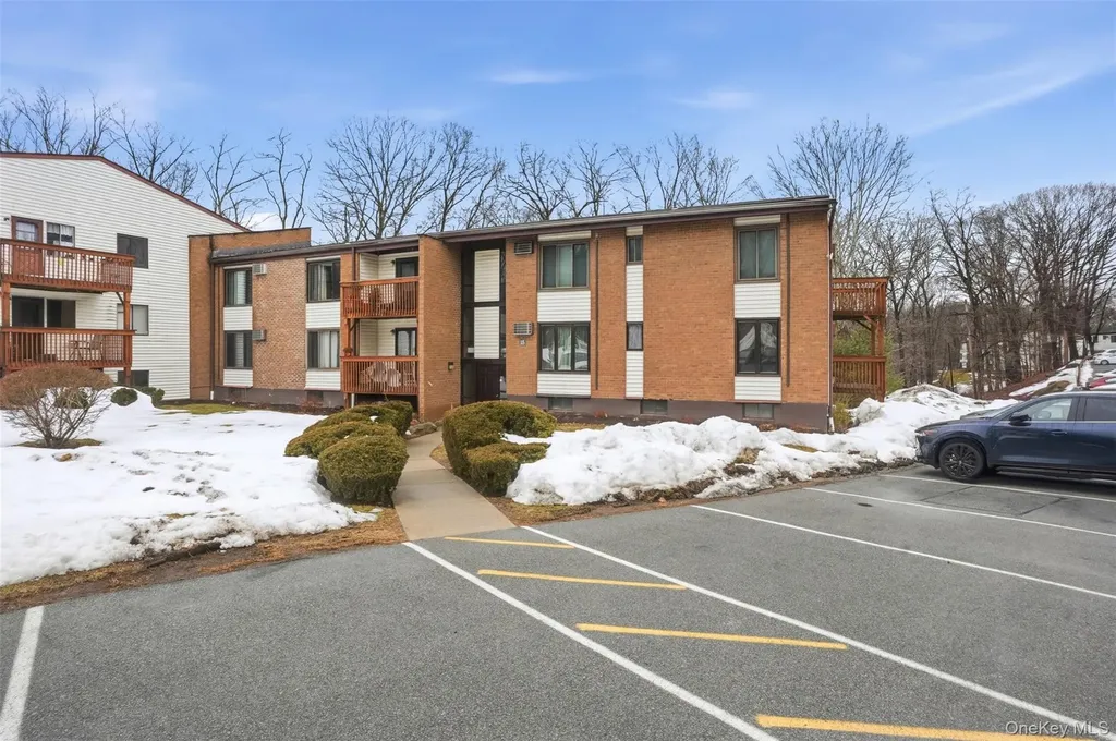 3 Hook Road Poughkeepsie NY 12601