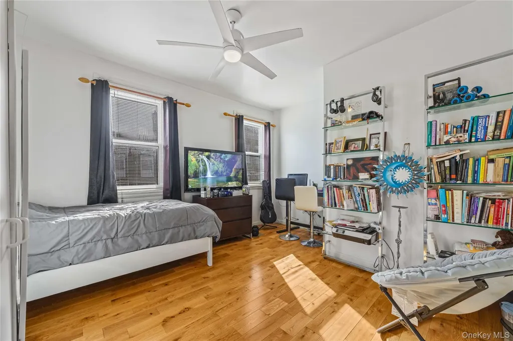 37 Moquette Row S Yonkers NY 10703