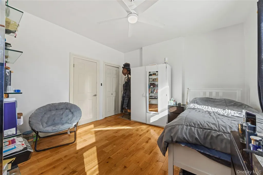 37 Moquette Row S Yonkers NY 10703