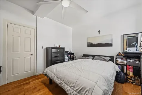 37 Moquette Row S Yonkers NY 10703