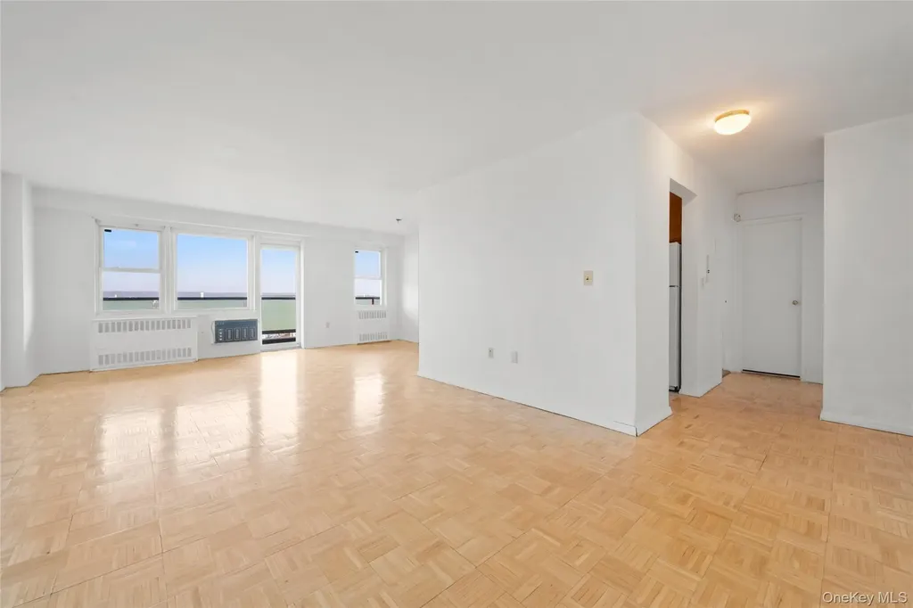 1841 Central Park Avenue Yonkers NY 10710