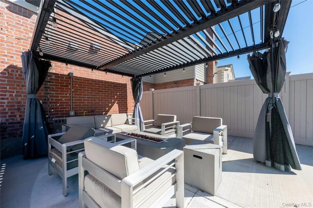 7304 193rd Street Fresh Meadows NY 11366