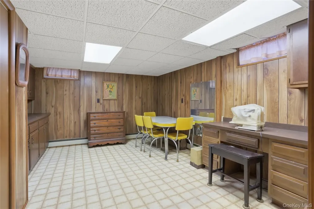 17 Academy Avenue Sparrowbush NY 12780