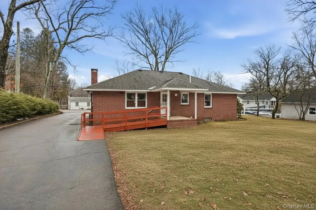 17 Academy Avenue Sparrowbush NY 12780