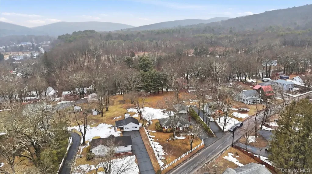 17 Academy Avenue Sparrowbush NY 12780