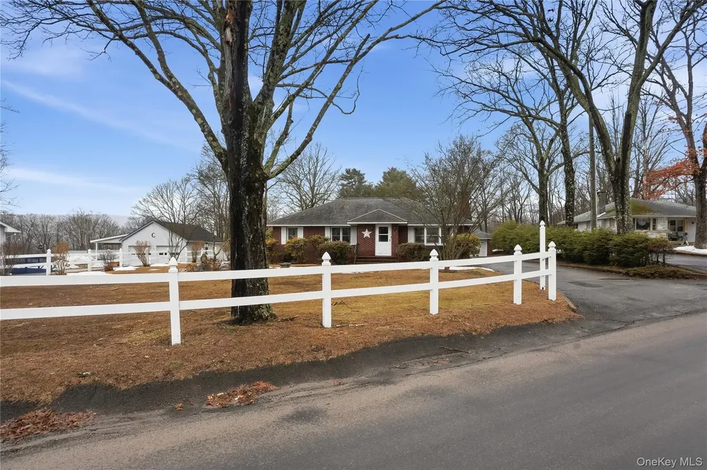 17 Academy Avenue Sparrowbush NY 12780