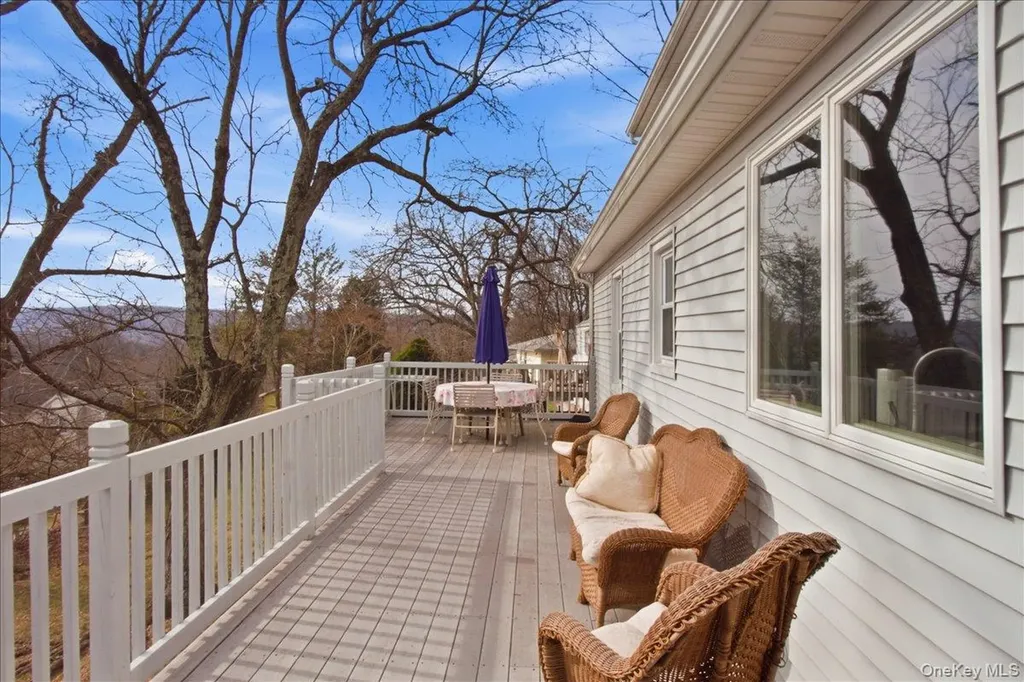 169 Canterbury Road White Plains NY 10607