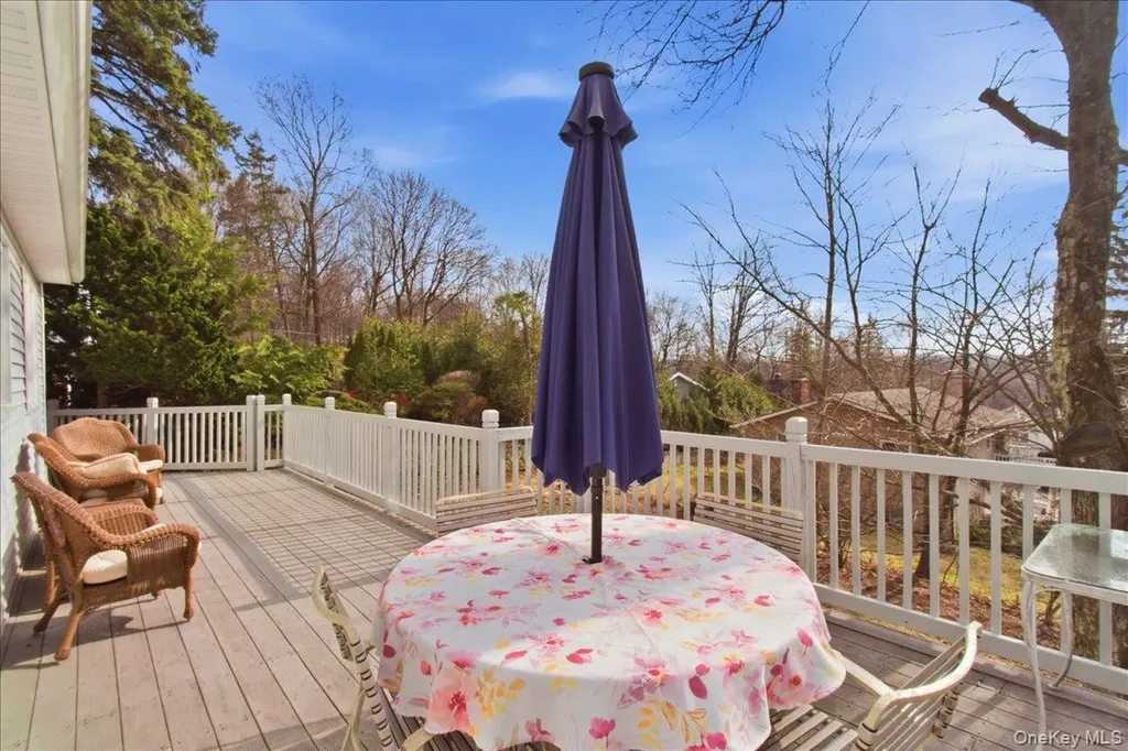 169 Canterbury Road White Plains NY 10607