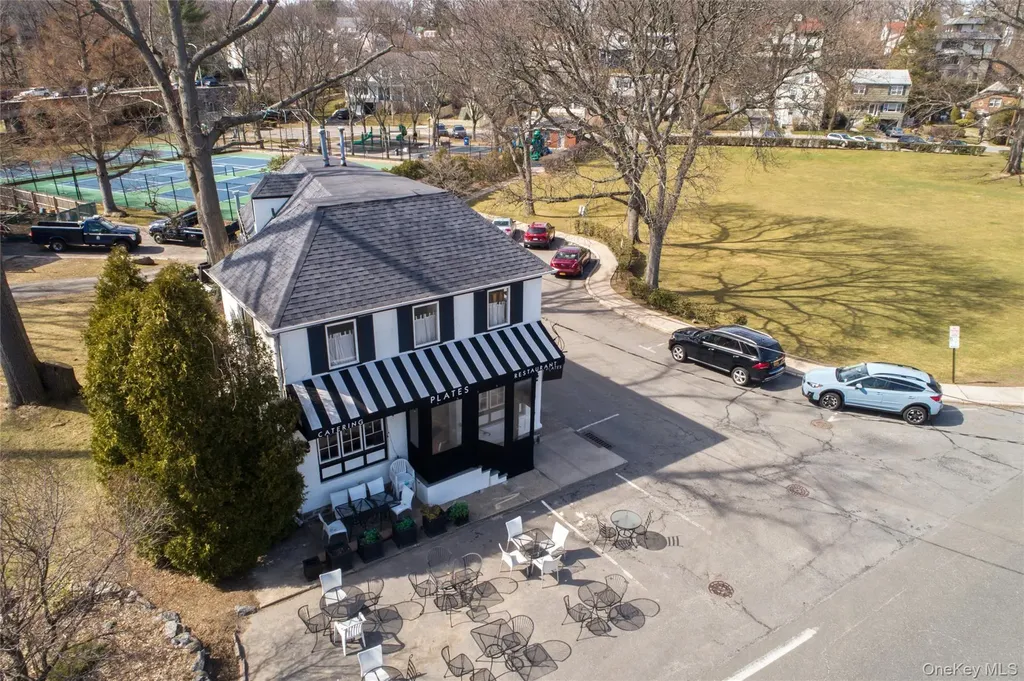 121 Myrtle Boulevard Mamaroneck NY 10538