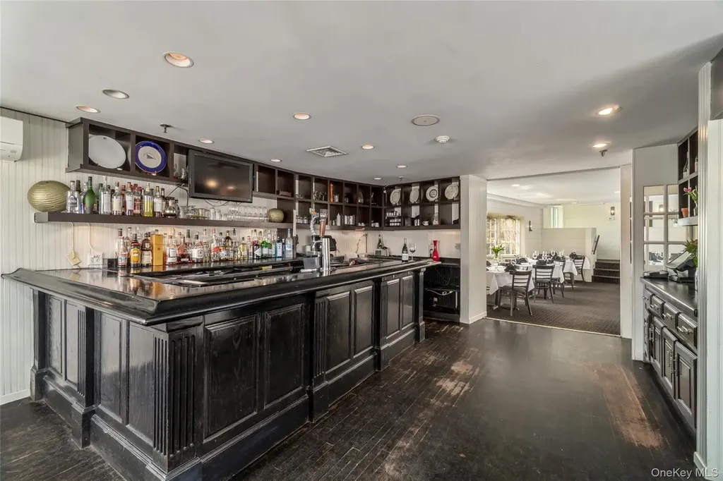 121 Myrtle Boulevard Mamaroneck NY 10538