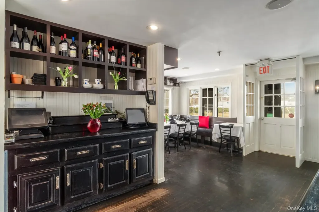 121 Myrtle Boulevard Mamaroneck NY 10538