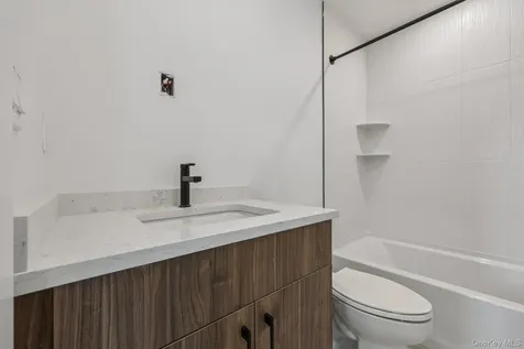 325 Manville Pleasantville NY 10570