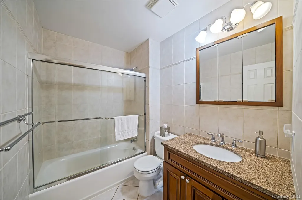7 Hemlock Road Mount Sinai NY 11766