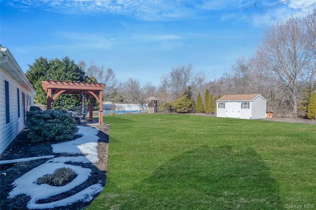 7 Hemlock Road Mount Sinai NY 11766
