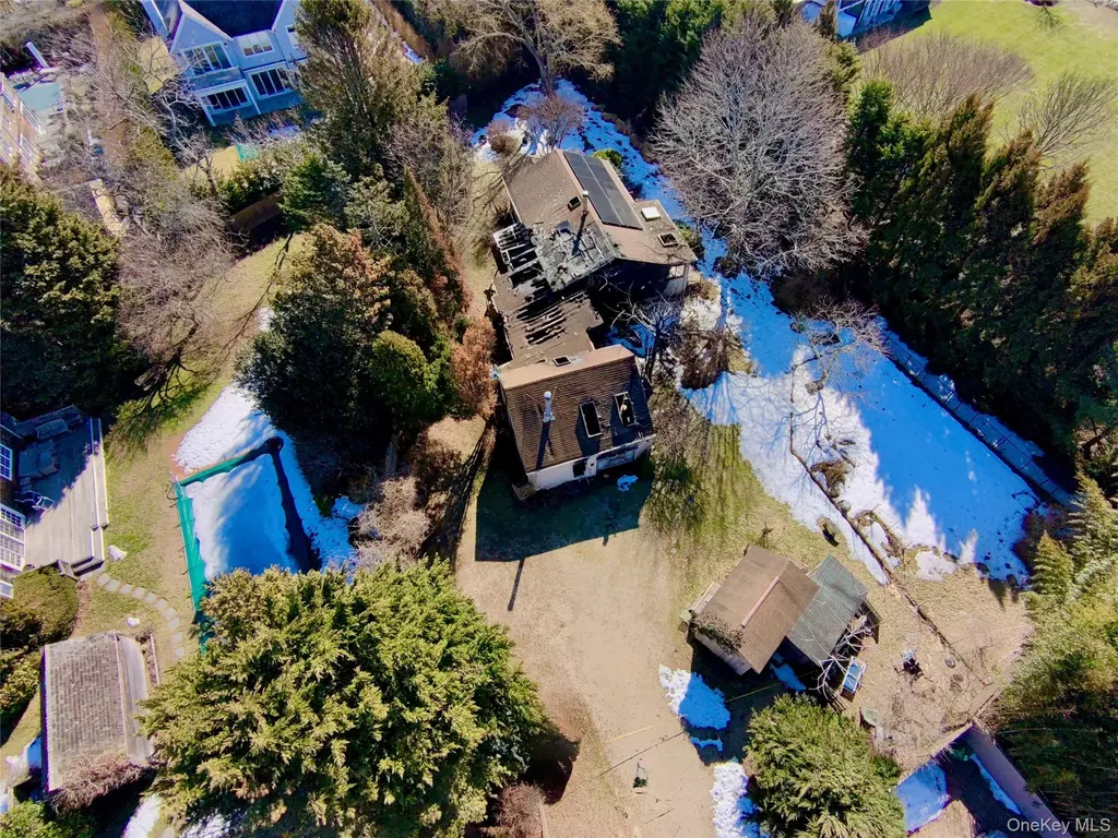 81 Hildreth Lane Bridgehampton NY 11932