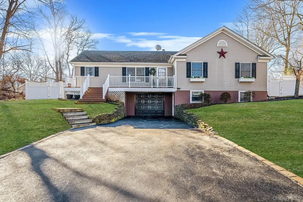 50 Violet Road Rocky Point NY 11778