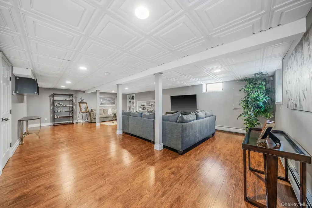 50 Violet Road Rocky Point NY 11778