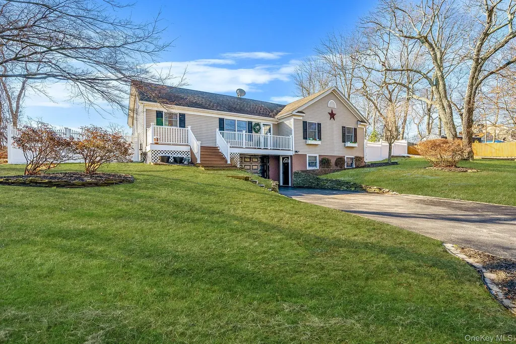 50 Violet Road Rocky Point NY 11778