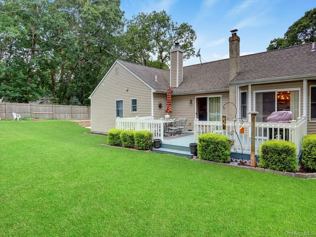 50 Violet Road Rocky Point NY 11778