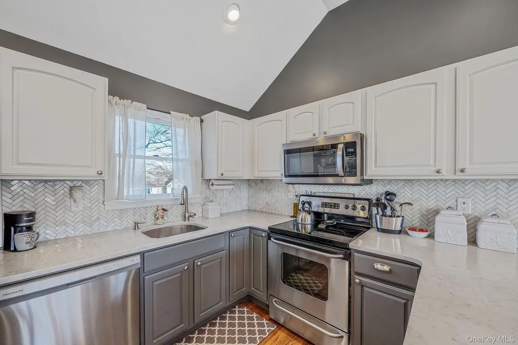 50 Violet Road Rocky Point NY 11778