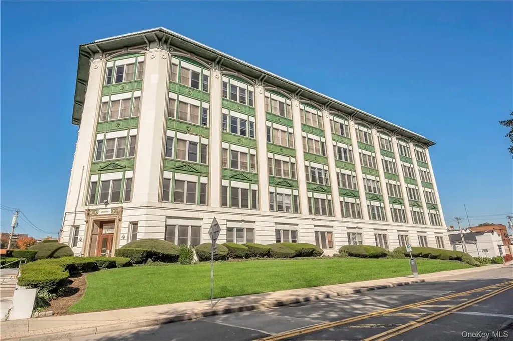 1 Landmark Square Port Chester NY 10573