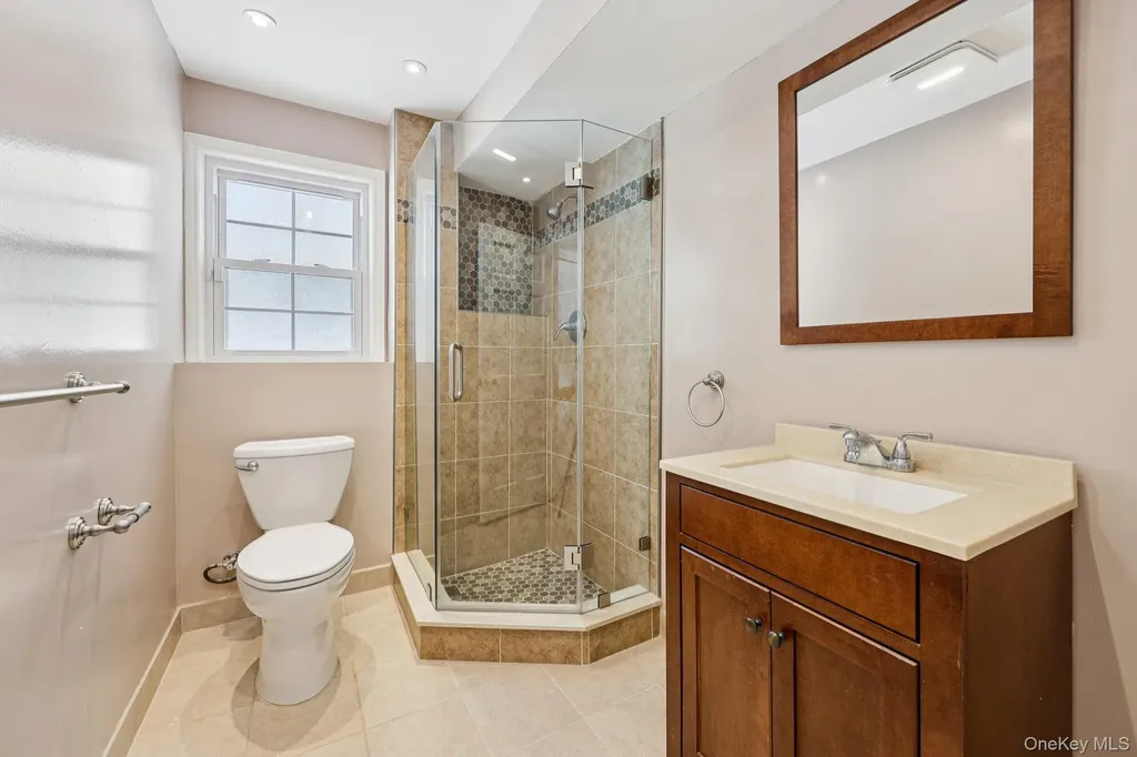 11 Meadowlark Road Rye Brook NY 10573
