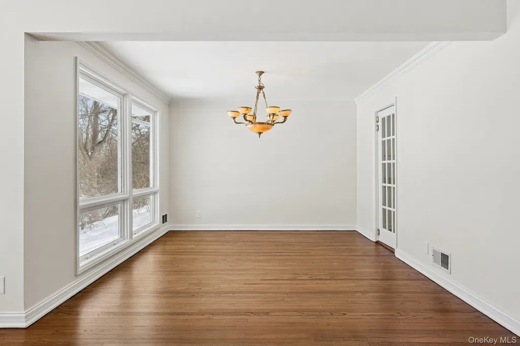 11 Meadowlark Road Rye Brook NY 10573