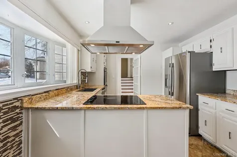 11 Meadowlark Road Rye Brook NY 10573