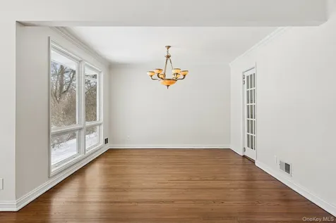 11 Meadowlark Road Rye Brook NY 10573