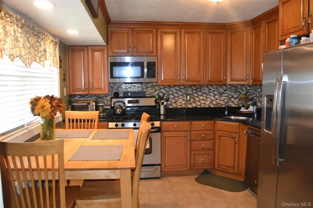 3021 Terrace Road Wantagh NY 11793