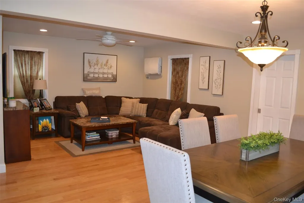 3021 Terrace Road Wantagh NY 11793