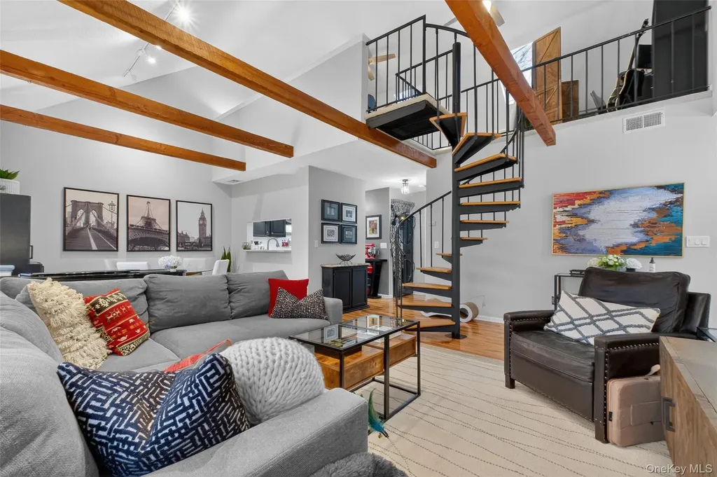 702 Autumn Lane Brewster NY 10509