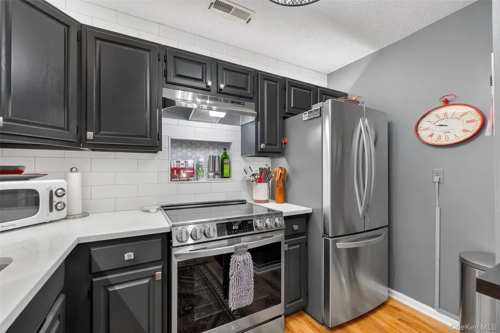 702 Autumn Lane Brewster NY 10509