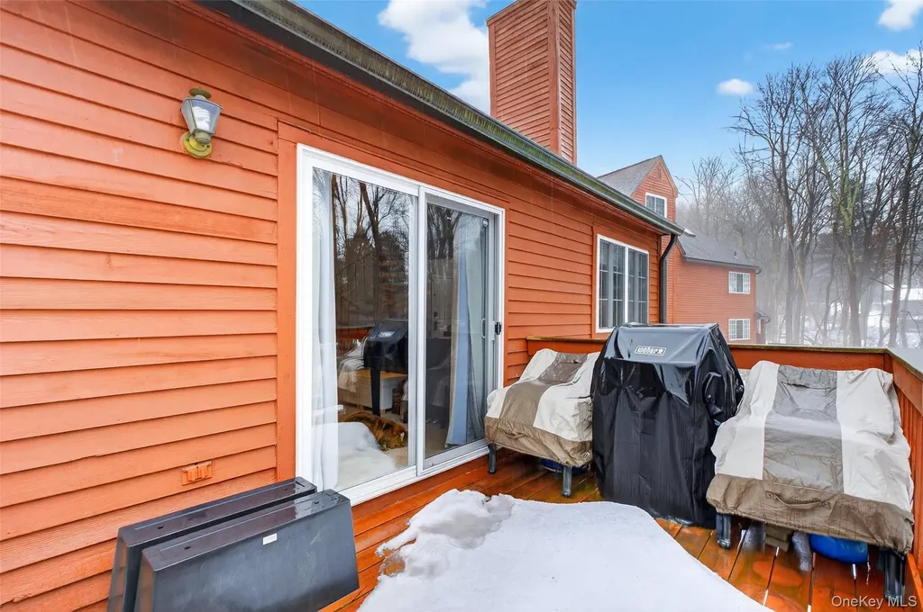 702 Autumn Lane Brewster NY 10509