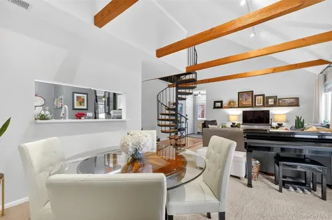 702 Autumn Lane Brewster NY 10509