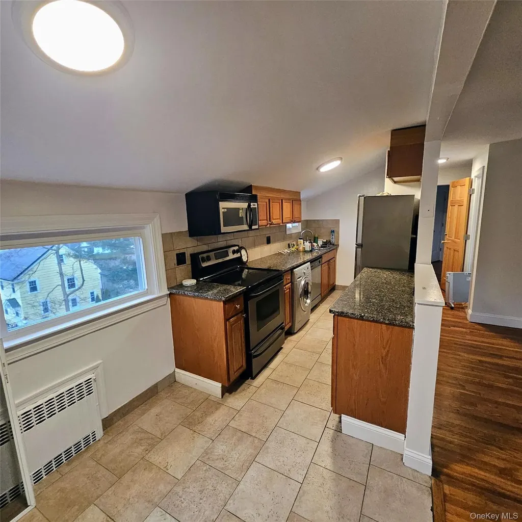 218 Warren Avenue Mamaroneck NY 10543
